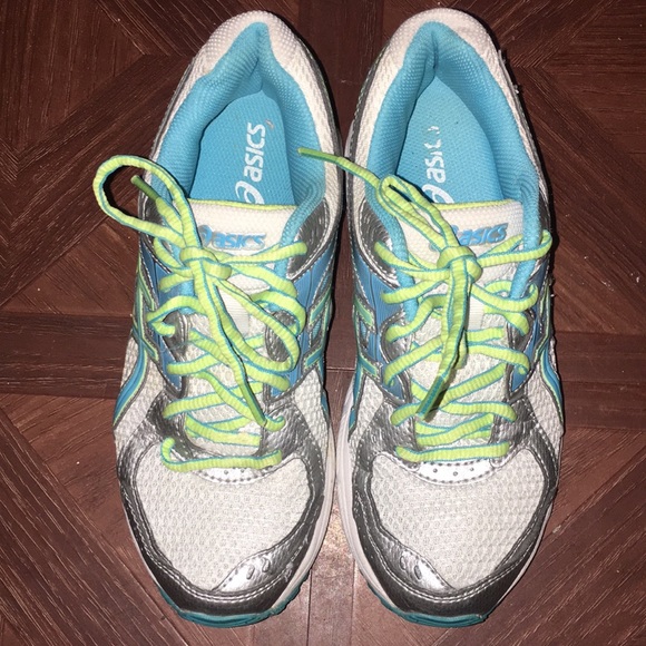 ASICS - Picture 2 of 4